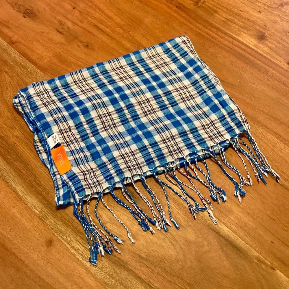 Tallia Blue and White Scarf